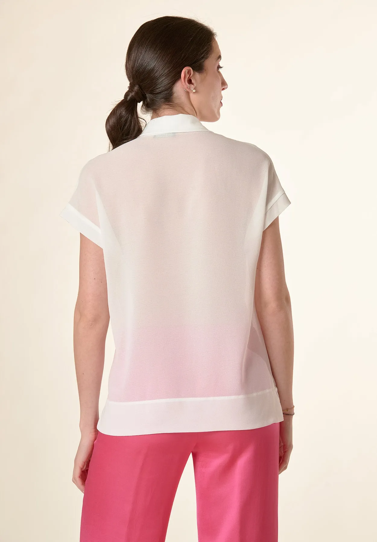 Blusa bianca cravattino manica aletta tulle