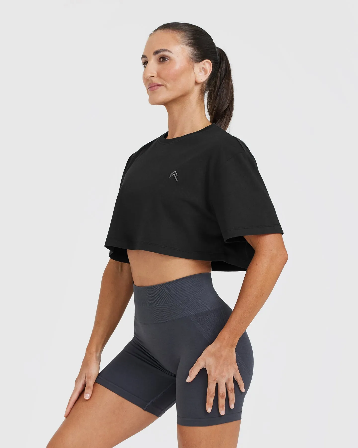 Classic Crop Lightweight T-Shirt | Black