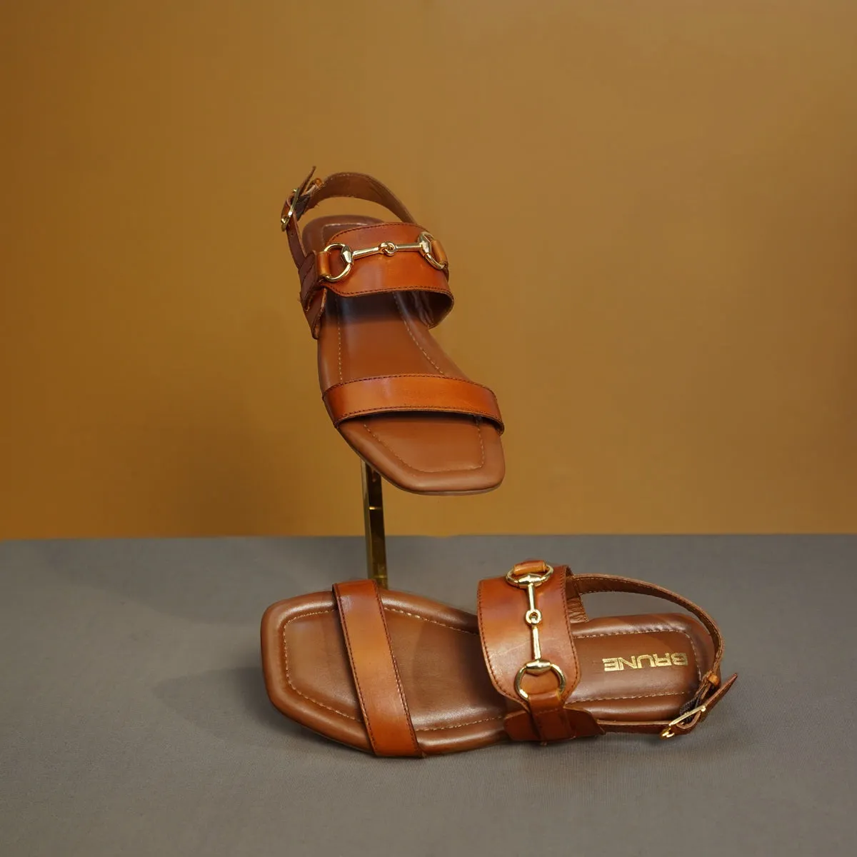 Horse-Bit Buckle Strap Tan Genuine Leather Ladies Sandal/Slippers