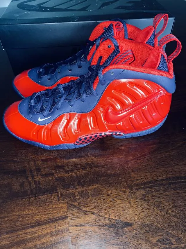 Nike posites * university red