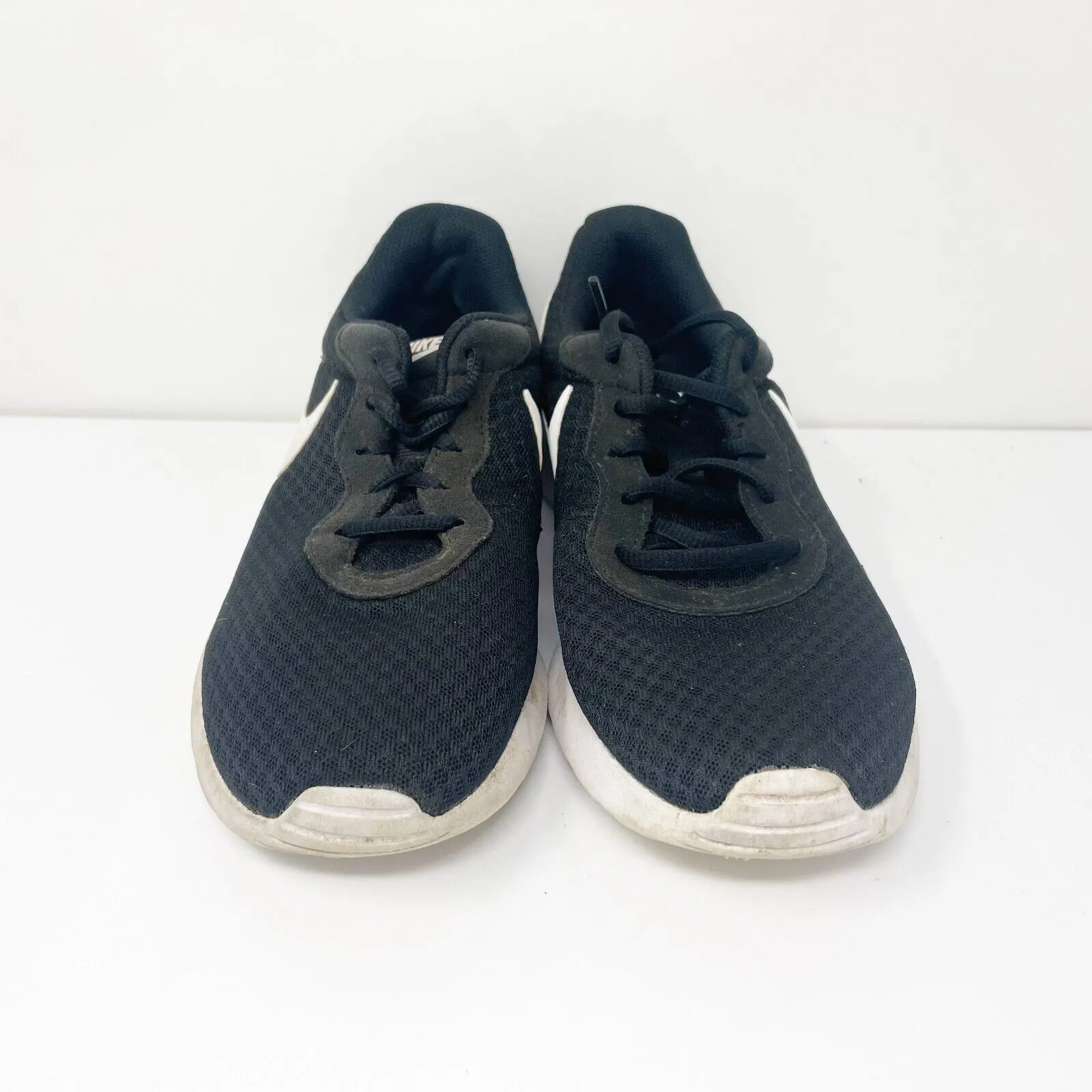 Nike Womens Tanjun 812655-011 Black Running Shoes Sneakers Size 8