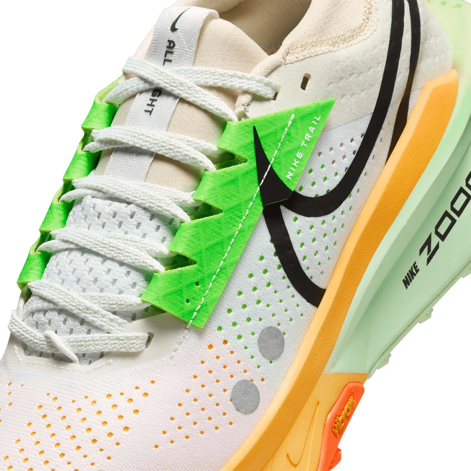 Nike Zegama Trail 2  Summit White/Black/Laser Orange