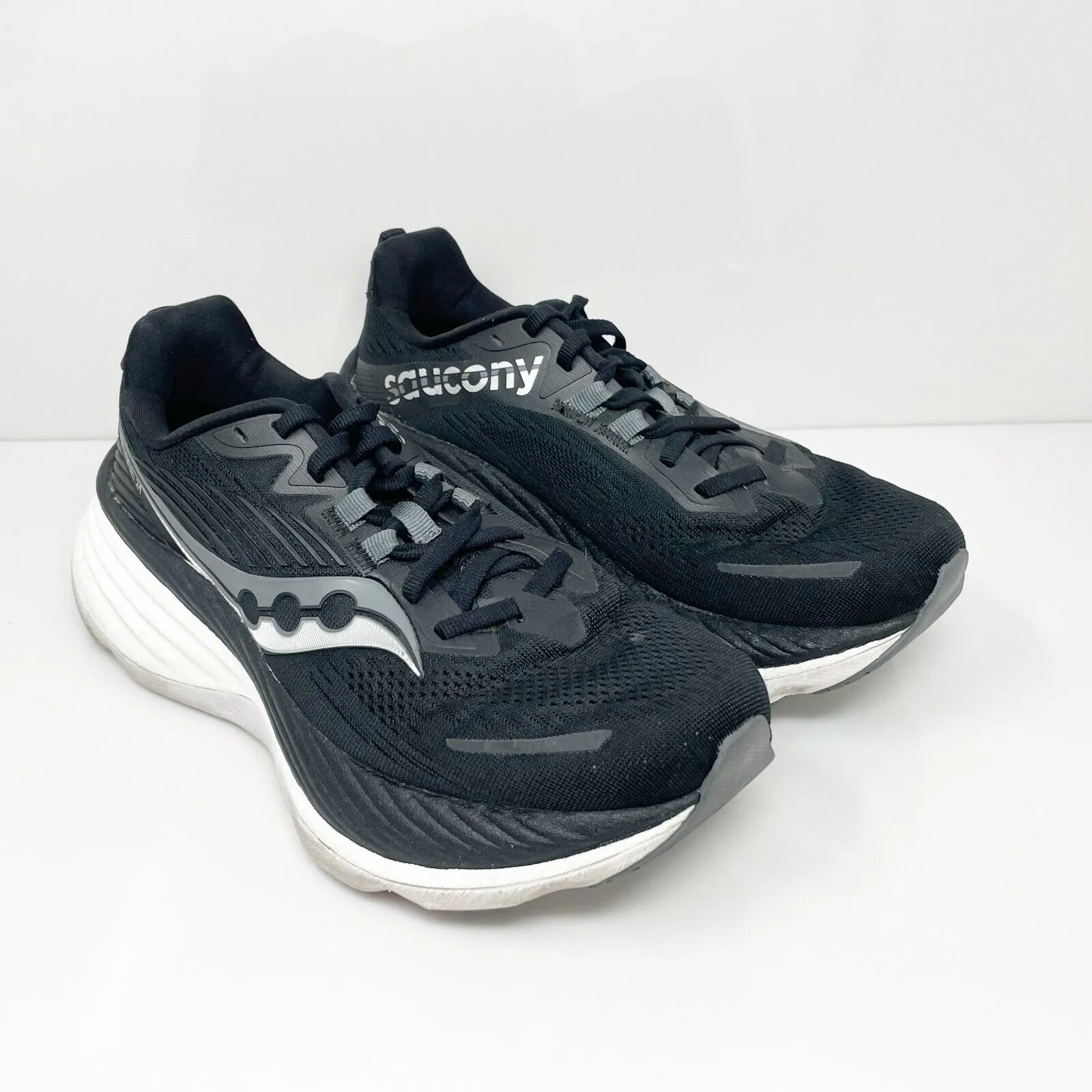 Saucony Womens Hurricane 24 S10933-100 Black Running Shoes Sneakers Size 8