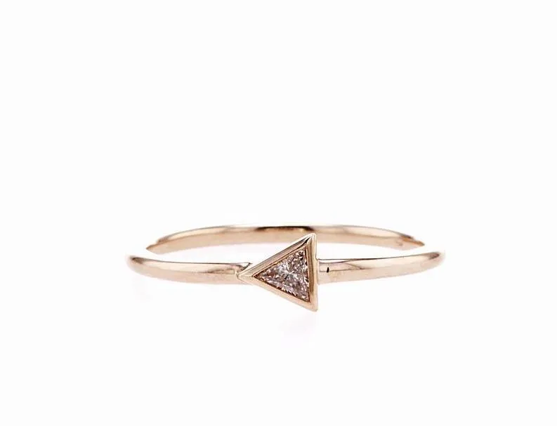 Tango Triangle Diamond Ring (0.10Ctw)