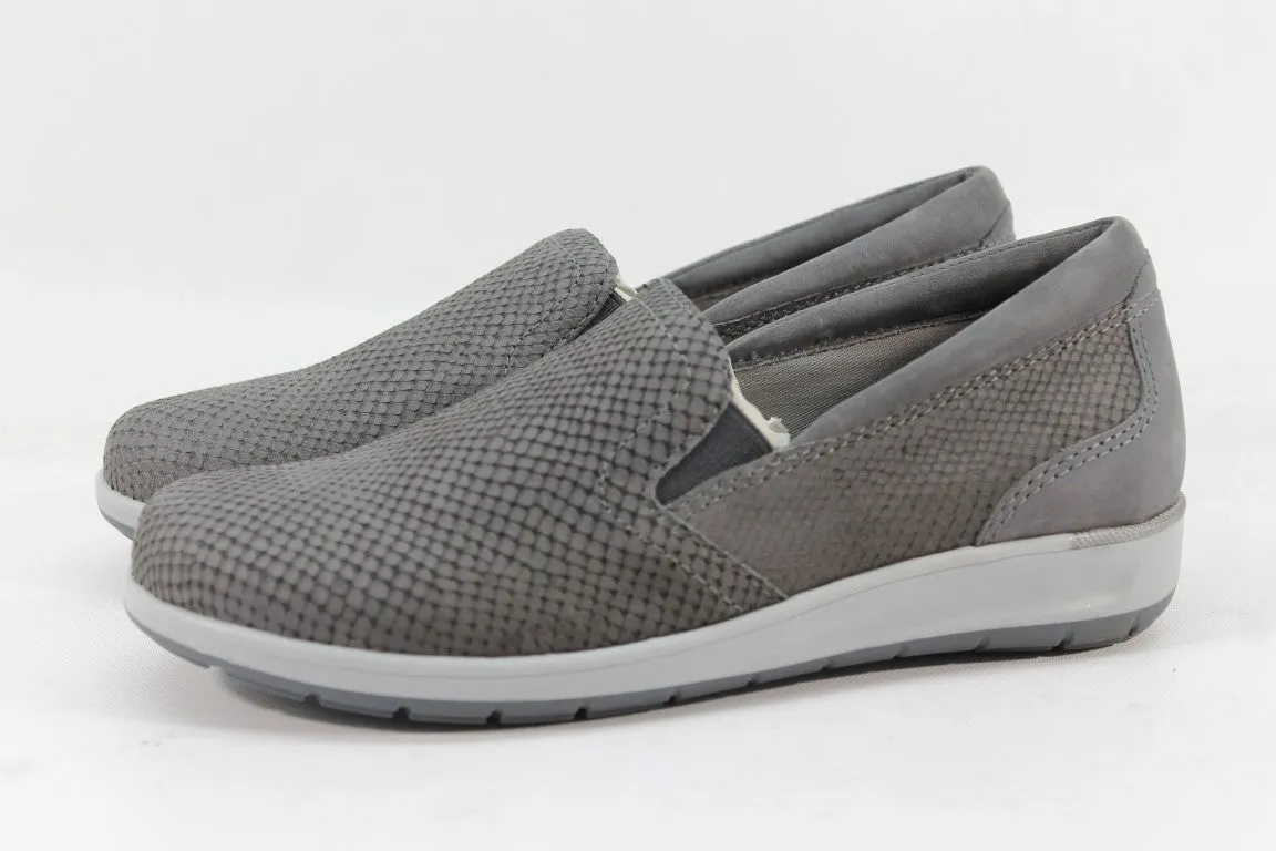 Walking Cradles Vero Women's Grey Matte Snake Slip-On 6.5W (ZAP5019)