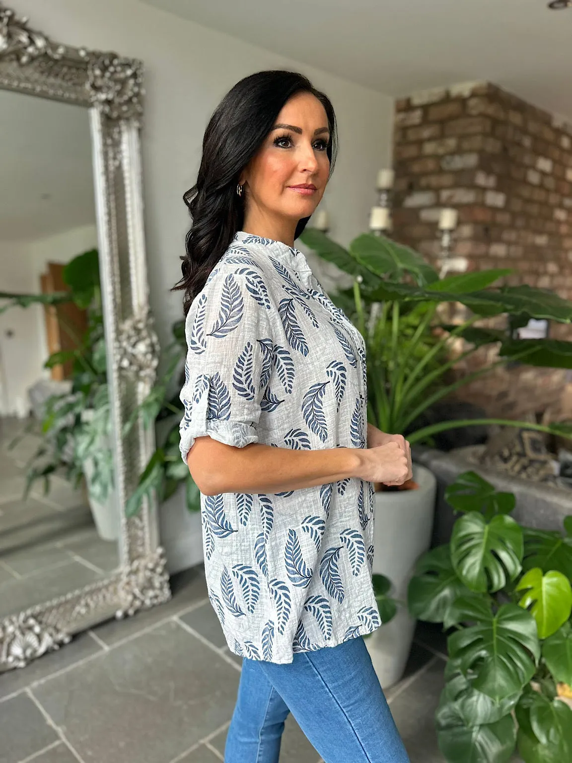 White Leaf Pattern Lightweight Shirt Connie